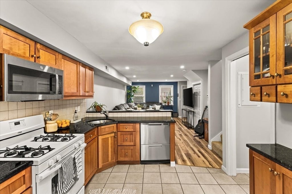 702 Brookline Way #702, Rockland, MA Photo #12