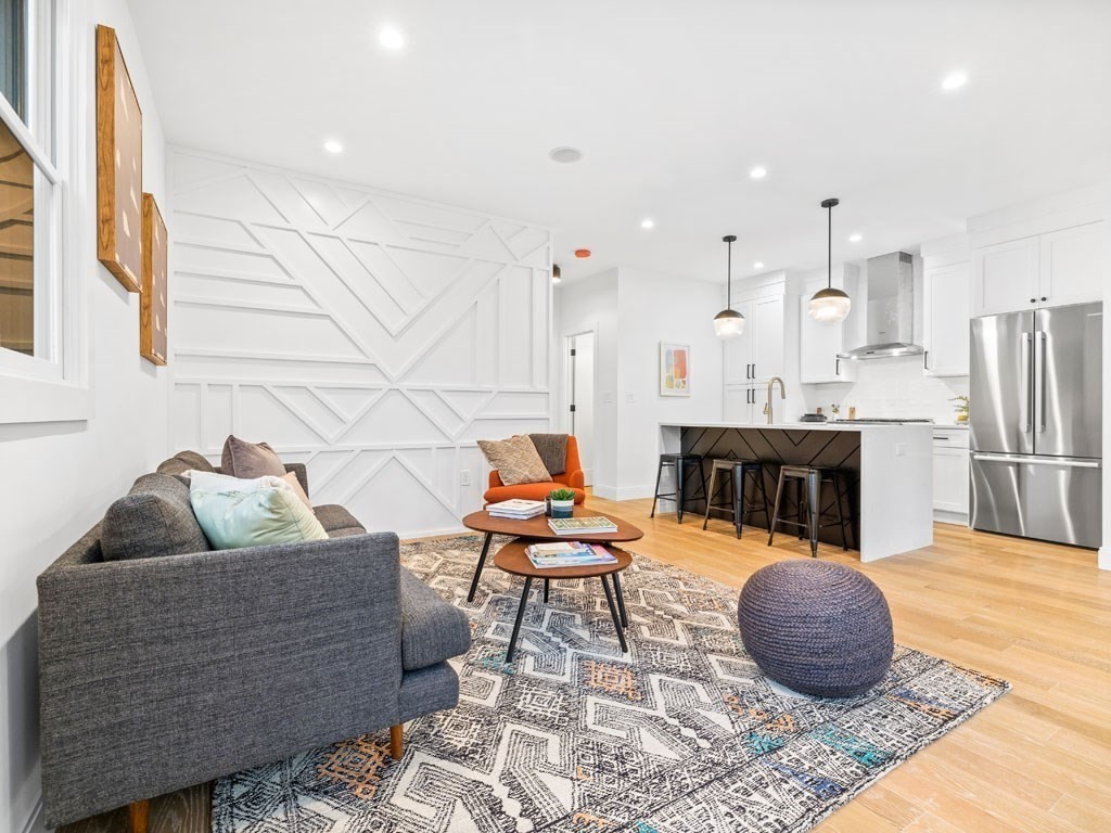 156 Hudson St 156