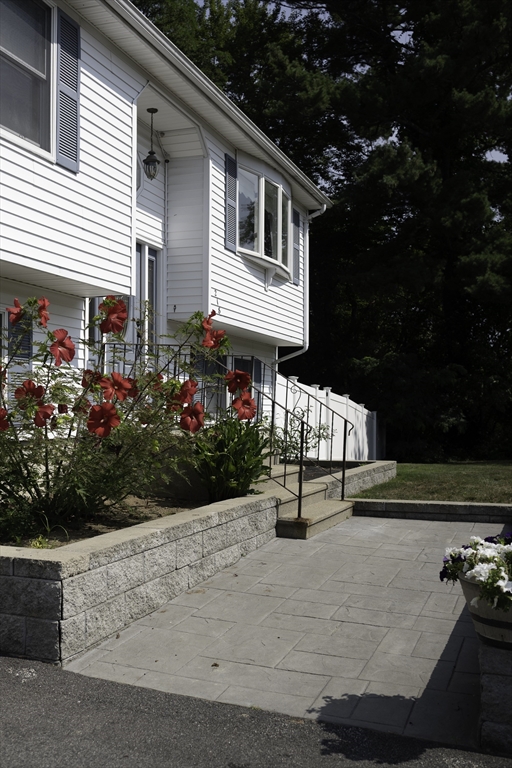 218 Dunbar St