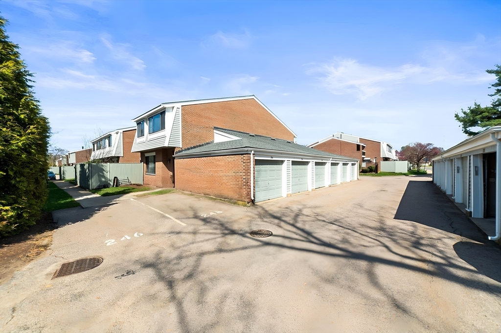 248 Greenbrook Dr 248