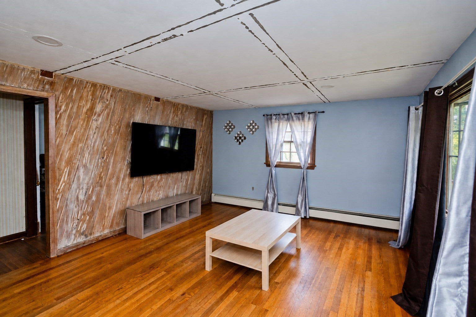 290 Morton St, West Springfield, MA Photo #10