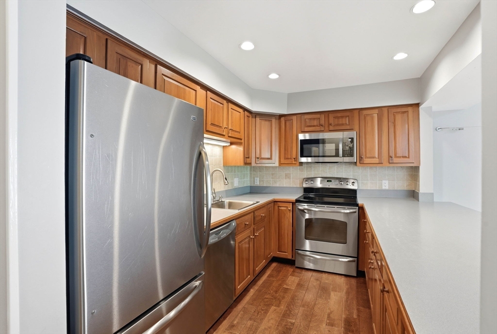 3302 Tuckers Lane #3302, Hingham, MA Photo #9