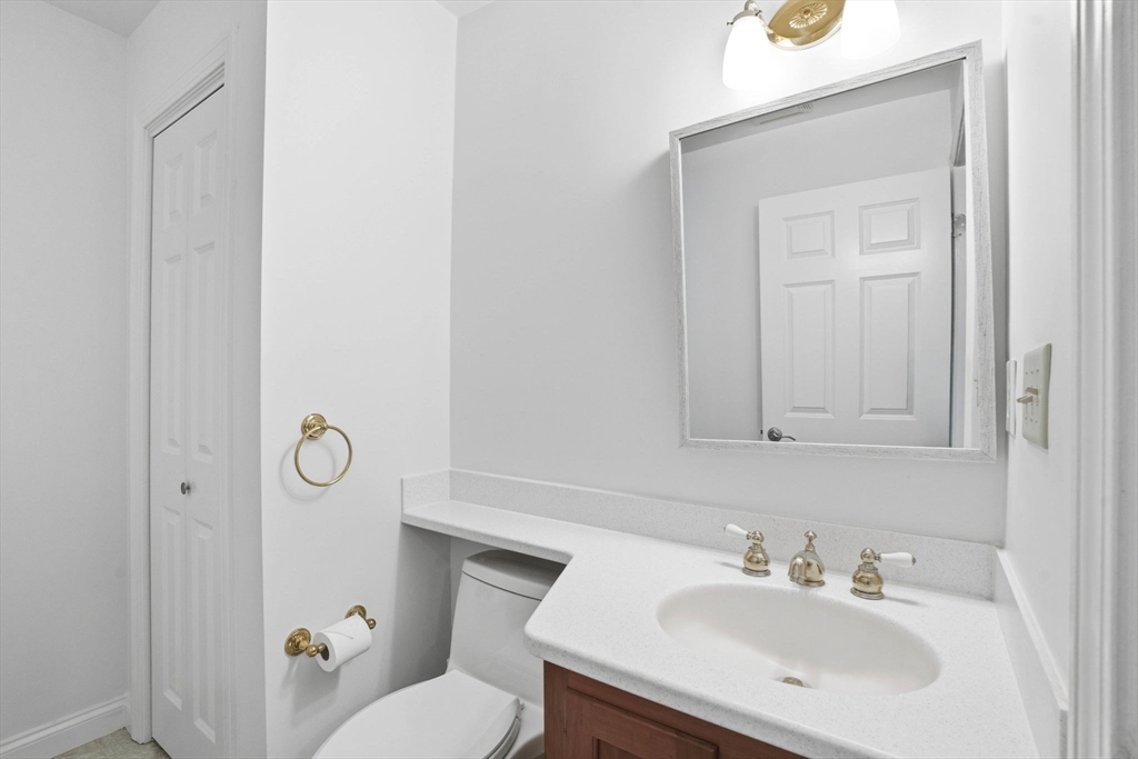3302 Tuckers Lane #3302, Hingham, MA Photo #12