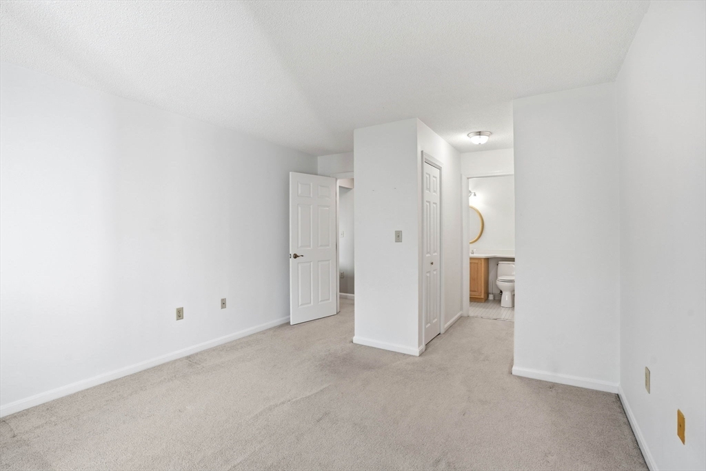3302 Tuckers Lane #3302, Hingham, MA Photo #18
