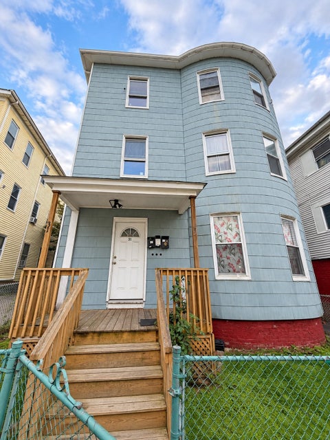 Photo of 31 Suffield St, Worcester, MA 01610 (MLS # 73586792)