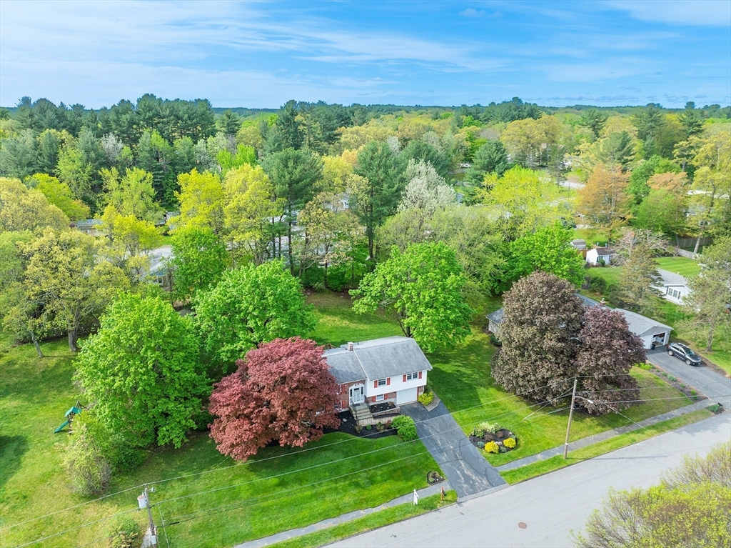 4 Montcastle Dr