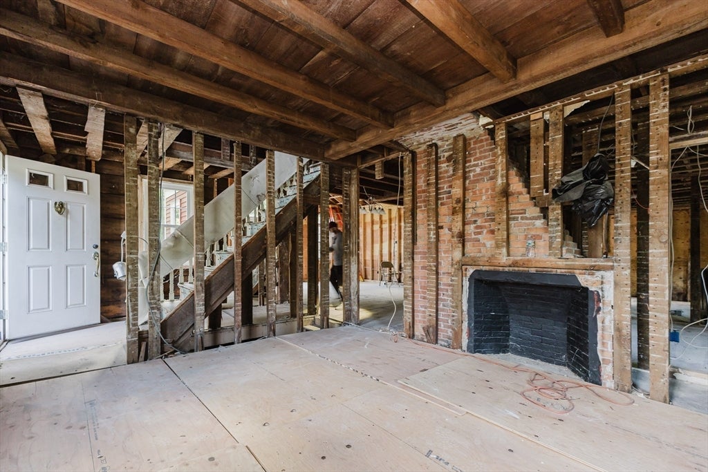 166 Hull St, Hingham, MA, 166 Hull St, Hingham, MA Photo #9