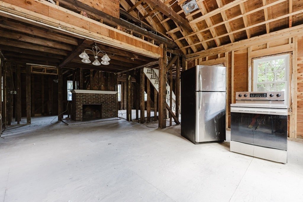 166 Hull St, Hingham, MA, 166 Hull St, Hingham, MA Photo #5