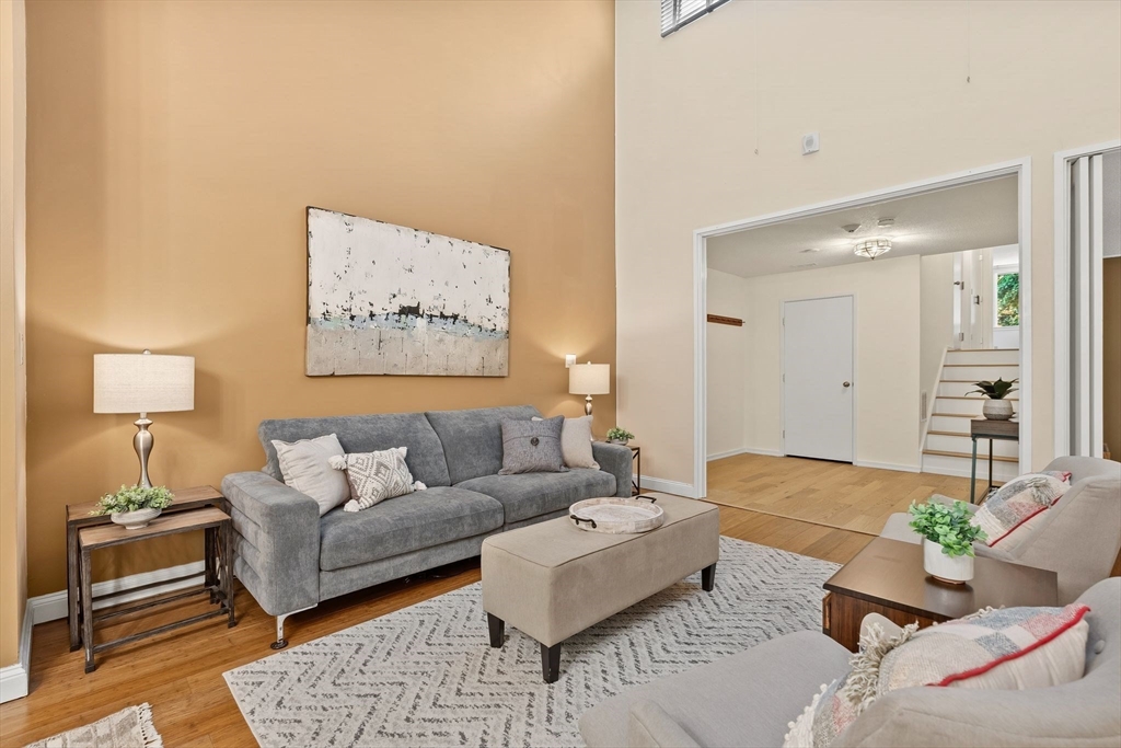 241 Perkins St B102