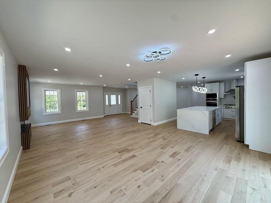 1 Great Woods Cir
