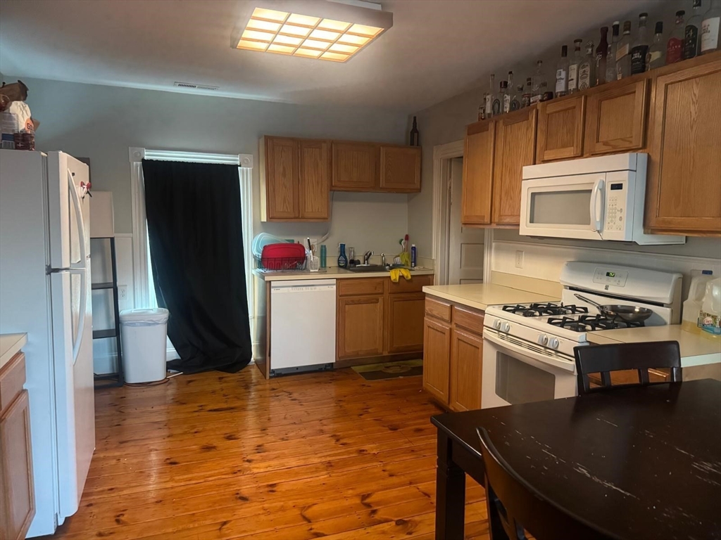 51 James St, Tewksbury, MA Photo #12