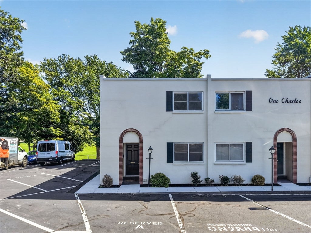 1 Charles St #A, Reading, MA, 1 Charles St #A, Reading, MA Photo #1