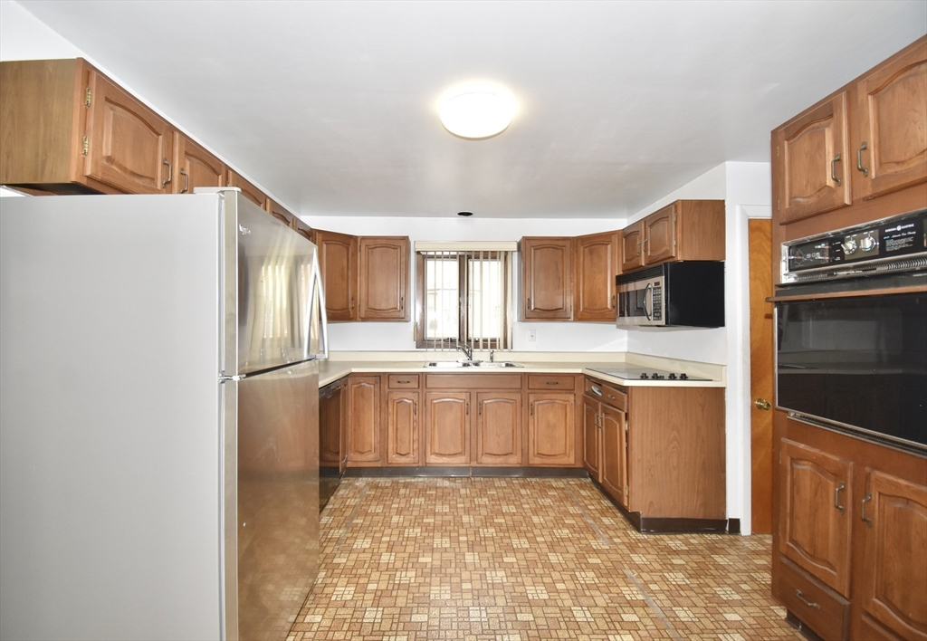 23 Bemis St