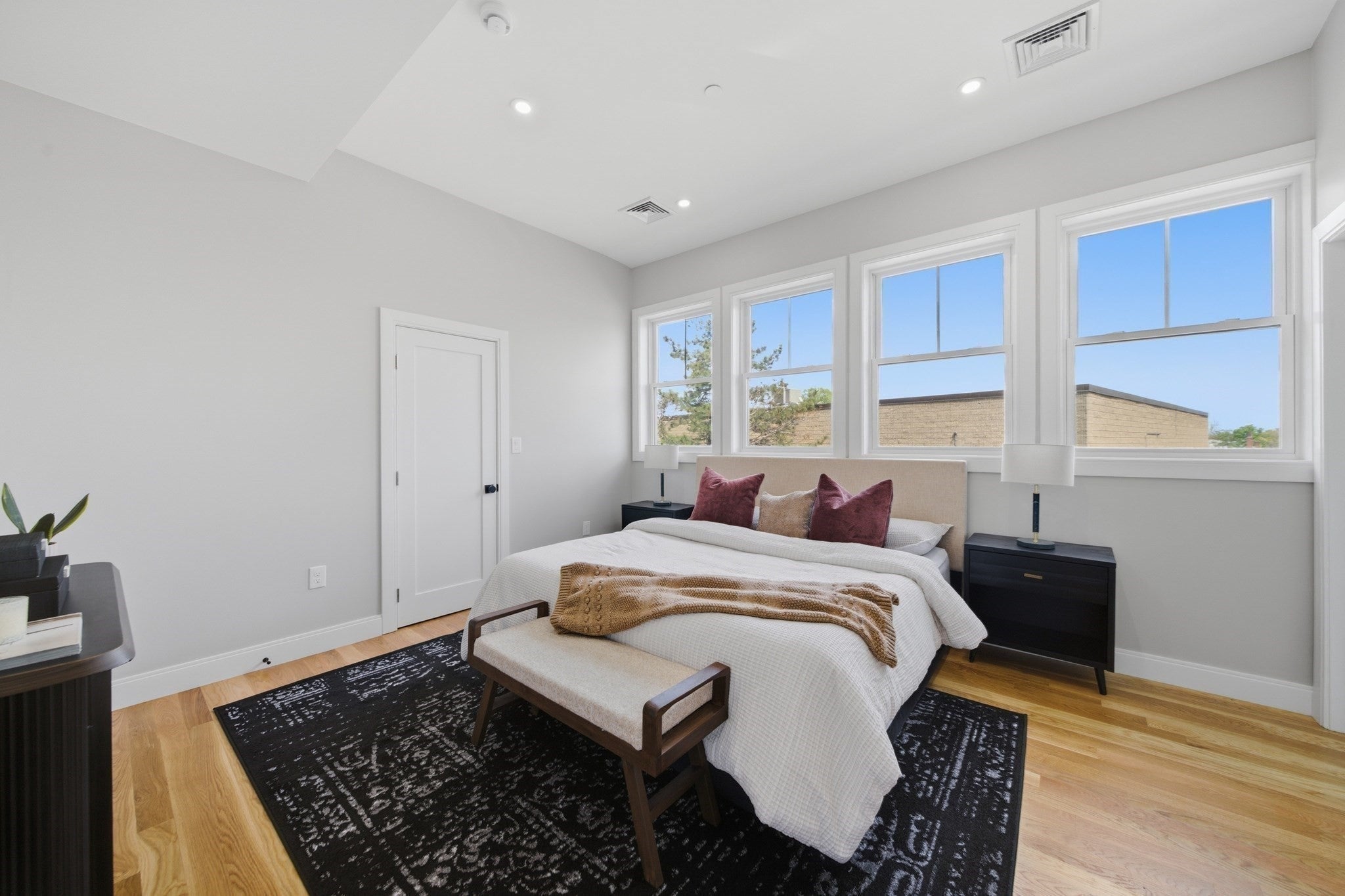 174 Walnut Street 3, Somerville MA 02145