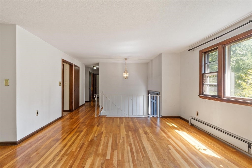 190 Deering Dr