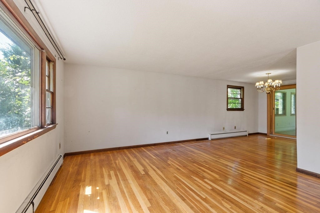 190 Deering Dr