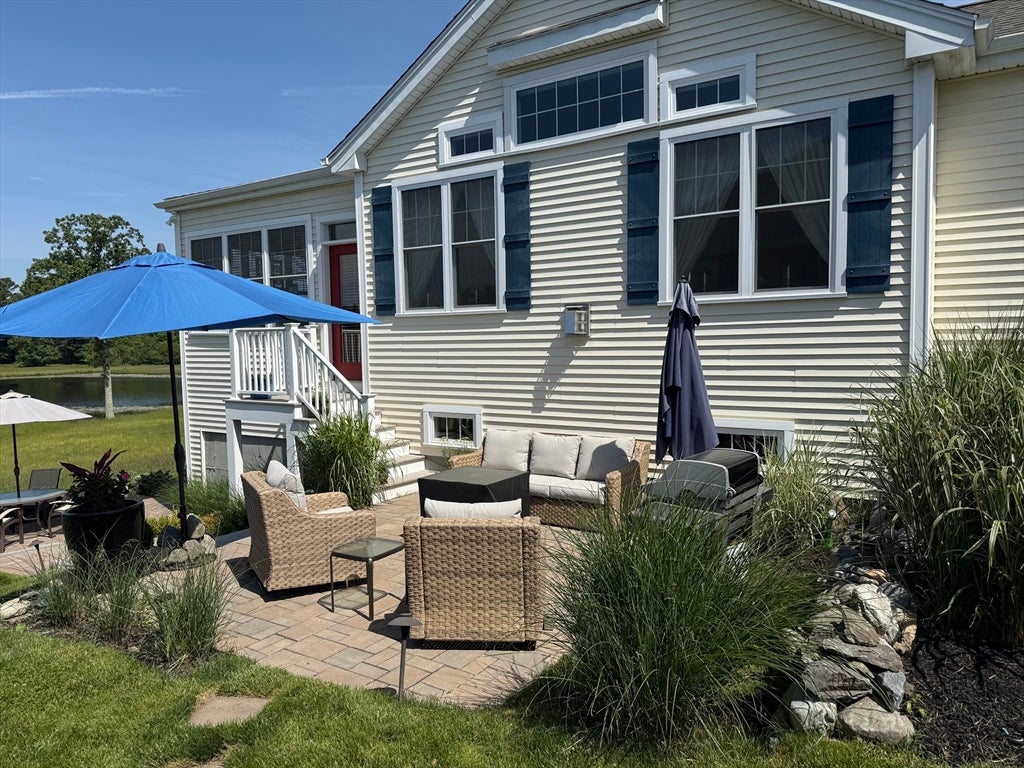 12 Makenzie Drive