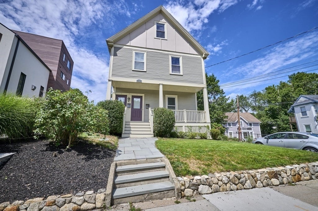Photo of 349 Linwood Ave, Newton, MA