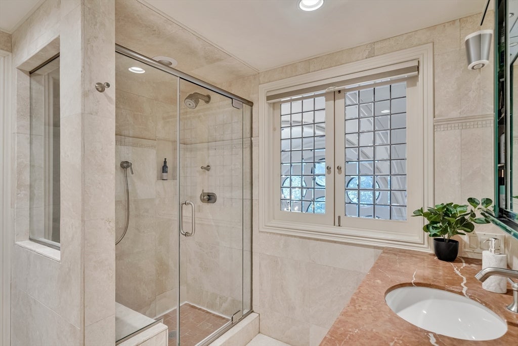 90 Park Street #35, Brookline, MA, 90 Park Street #35, Brookline, MA Photo #17