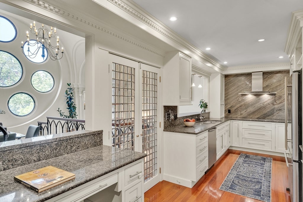 90 Park Street #35, Brookline, MA, 90 Park Street #35, Brookline, MA Photo #10