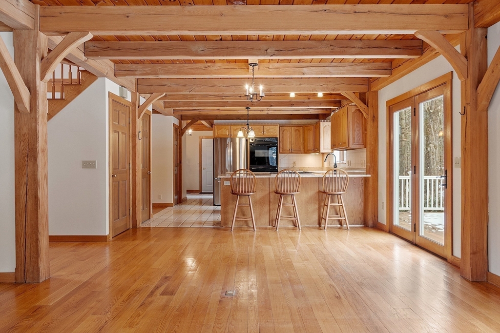 5 Blueberry Hill Ln