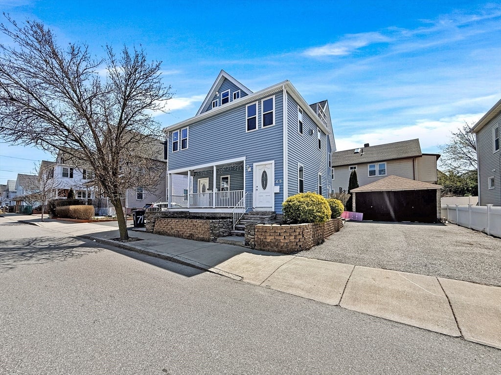 Click for 71 Winslow St #2, Everett, MA slideshow