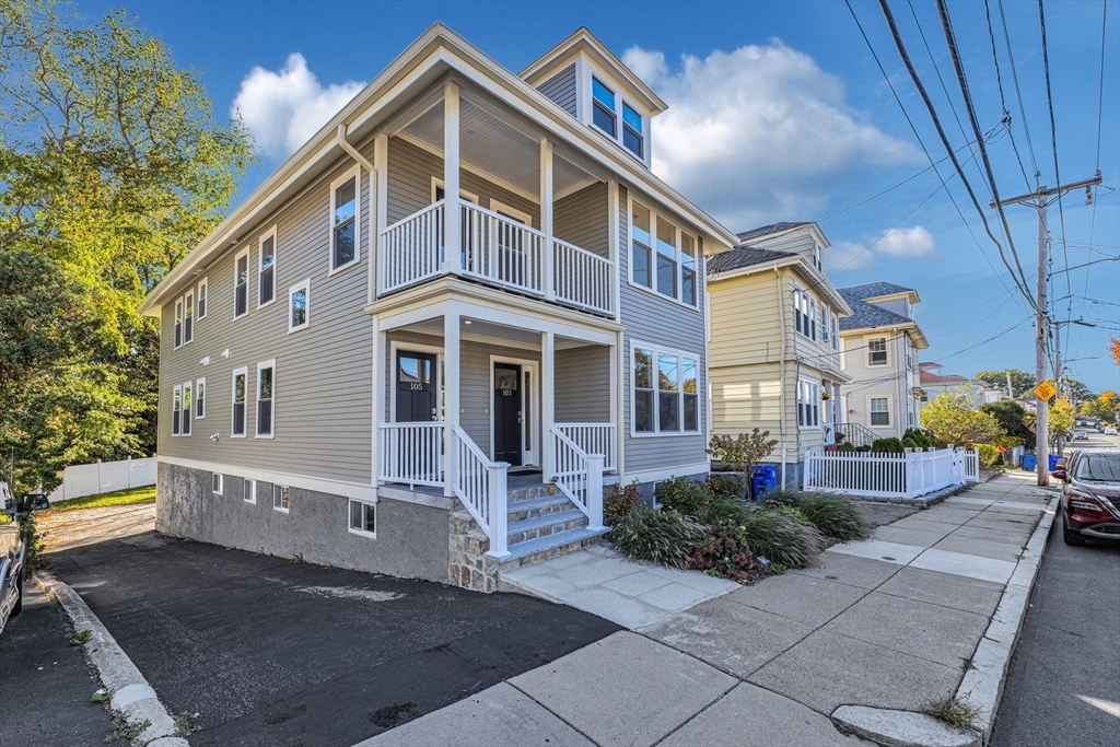 105 Neponset Ave 105