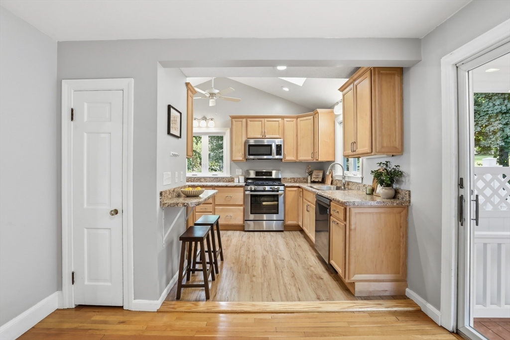 82 Central St, Andover, MA Photo #10