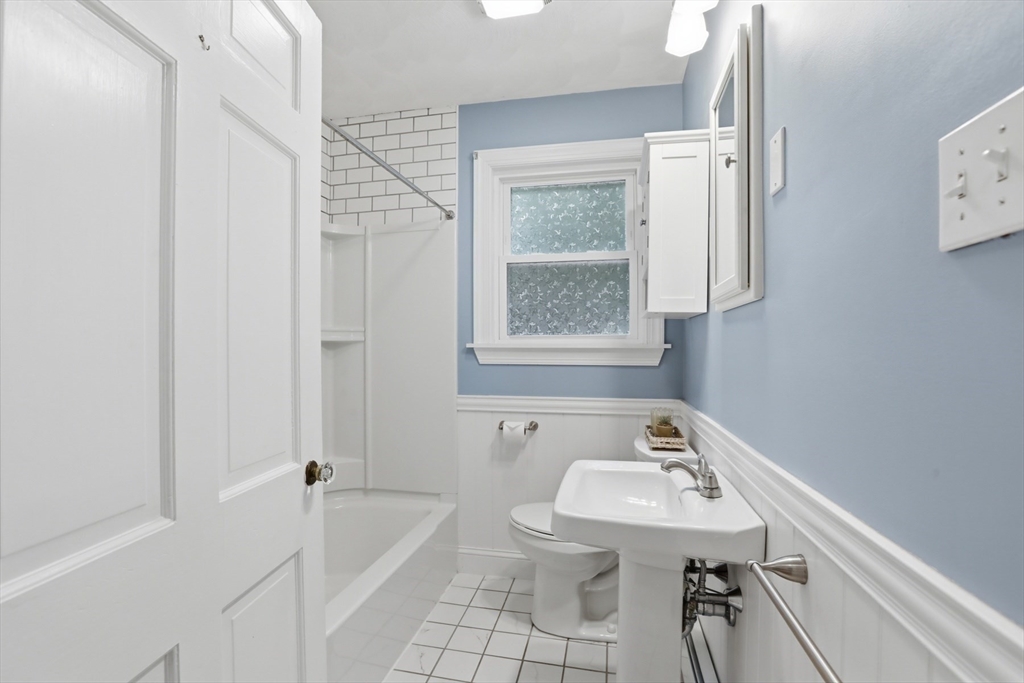 82 Central St, Andover, MA Photo #24