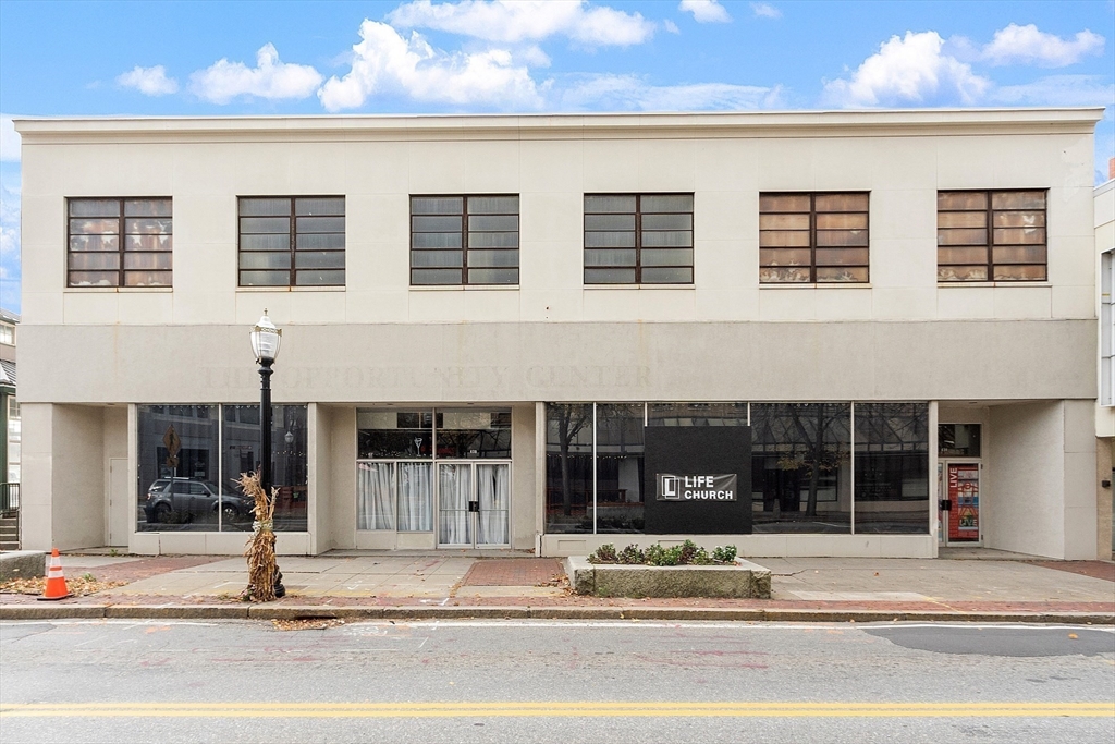 424-438 Main St