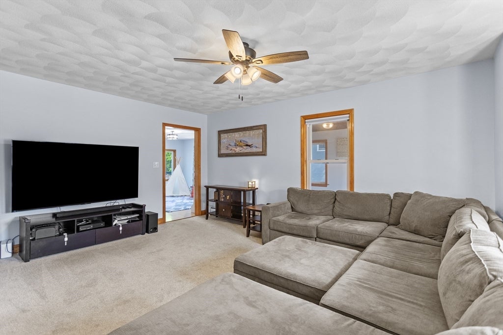 341 Linwood St