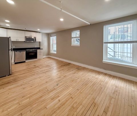 48 Winter 5R Boston MA 02111