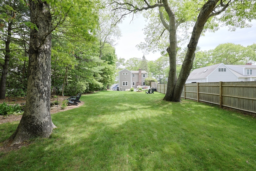 361 Oakridge Ave
