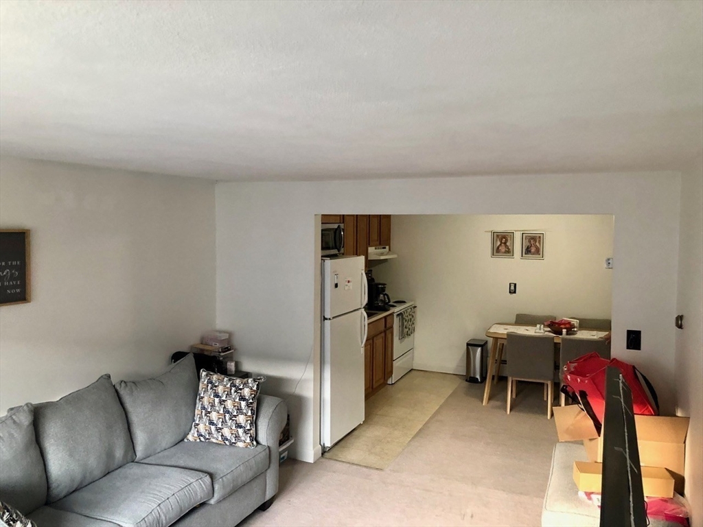 31 Pond St 20