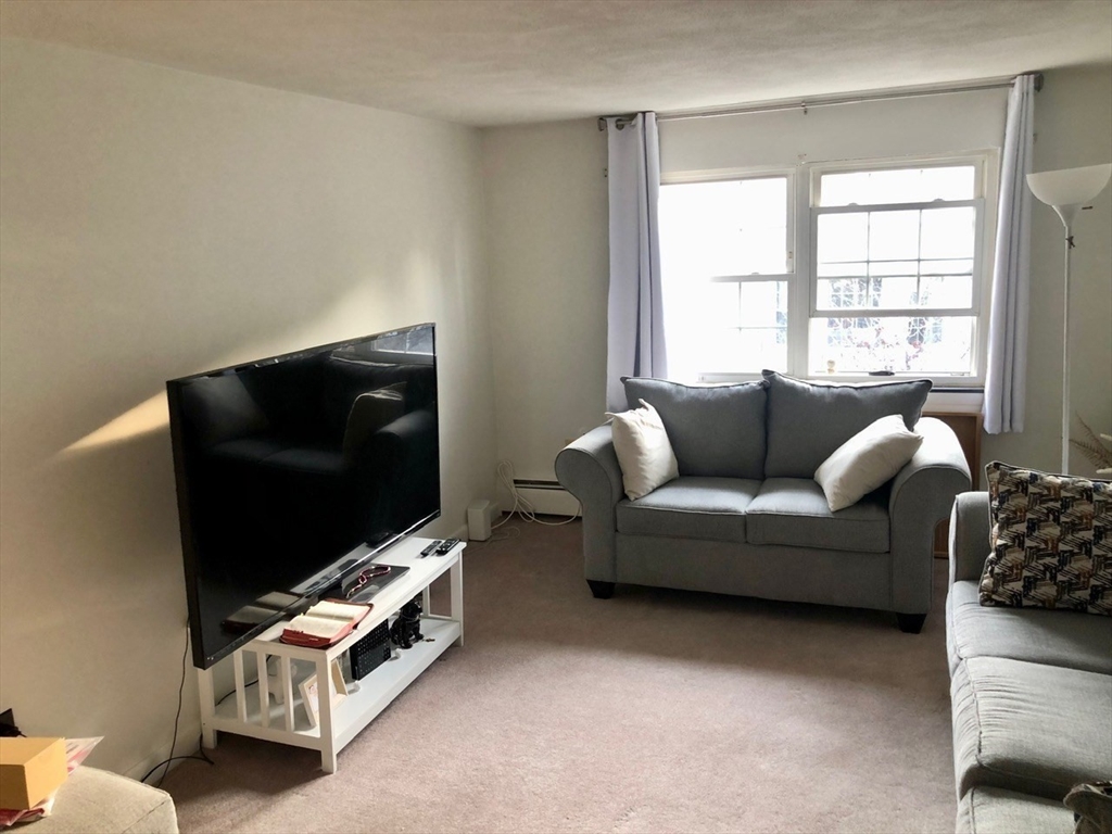 31 Pond St 20
