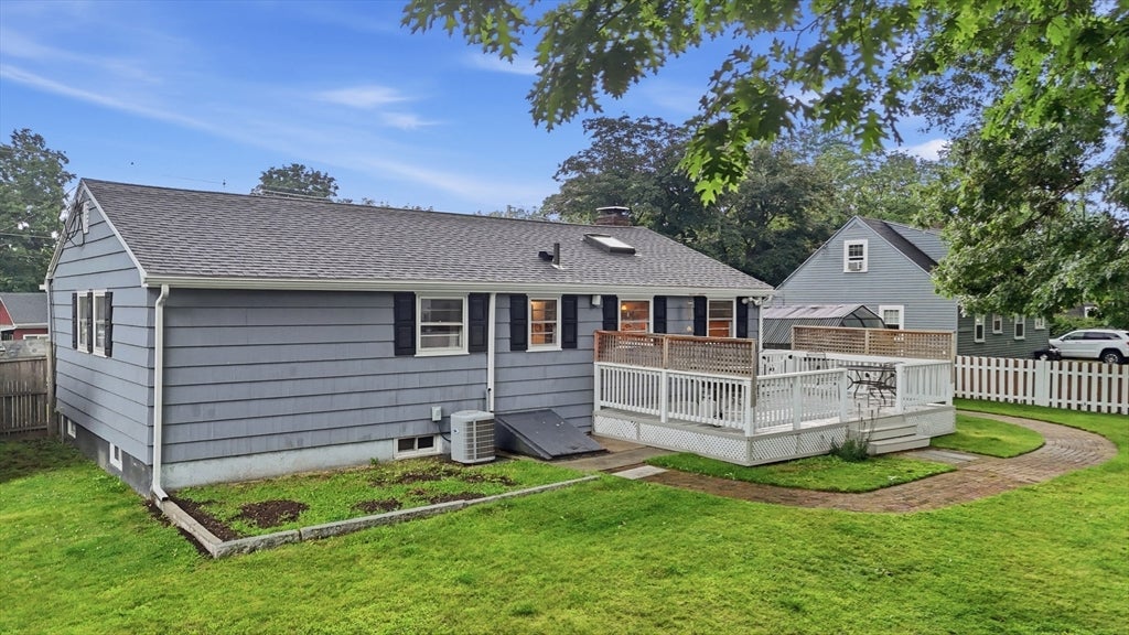 50 Pine St, Hudson, MA, 50 Pine St, Hudson, MA Photo #36