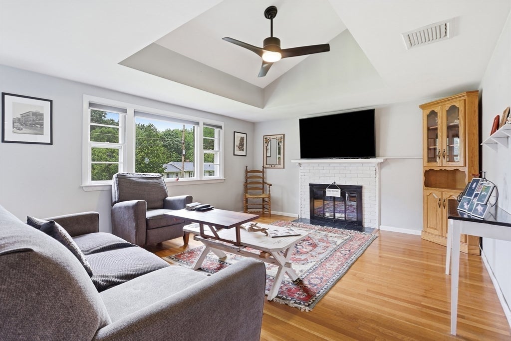 50 Pine St, Hudson, MA, 50 Pine St, Hudson, MA Photo #5