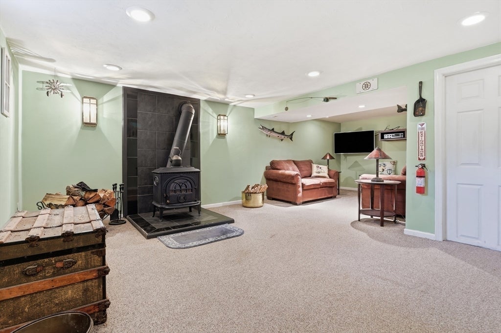 50 Pine St, Hudson, MA, 50 Pine St, Hudson, MA Photo #23