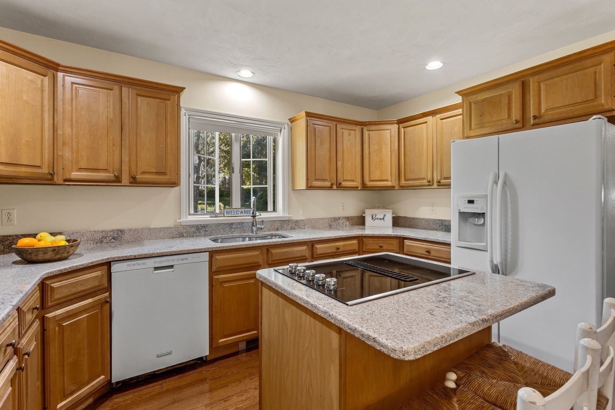 39 Spinnaker Ln, Bourne, MA, 39 Spinnaker Ln, Bourne, MA Photo #8