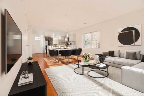 33 Goldfinch Court 33 Boston MA 02126