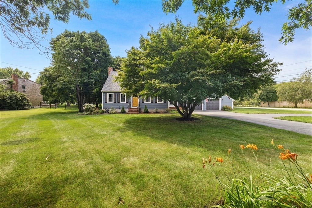 13 Bayview Ave