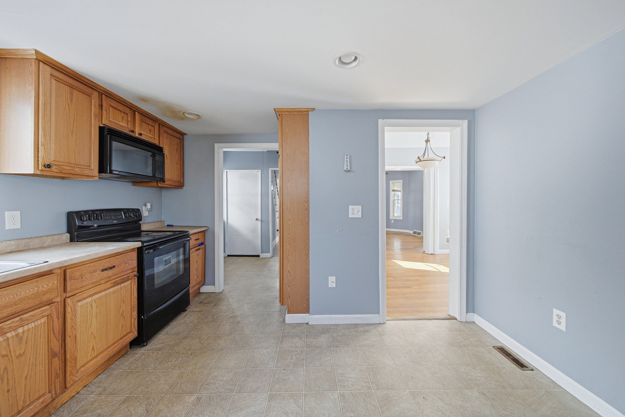 56 Read St, Lowell, MA, 56 Read St, Lowell, MA Photo #13