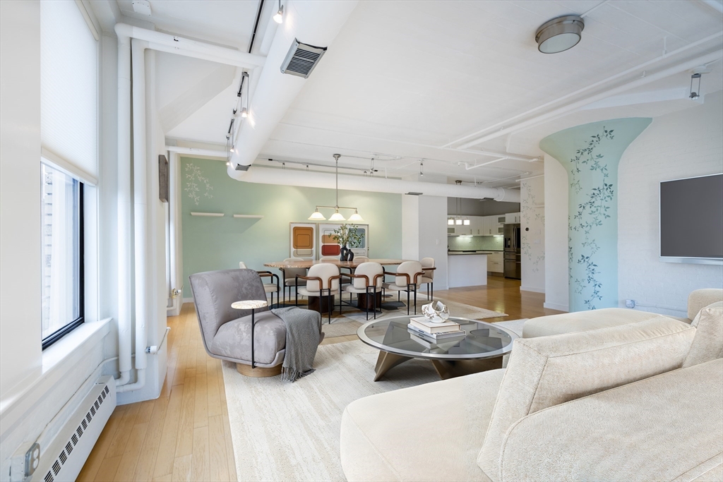 210 South St 6-5