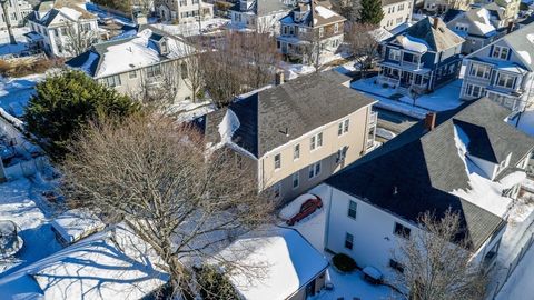 311-313 Hawthorn St New Bedford MA 02740