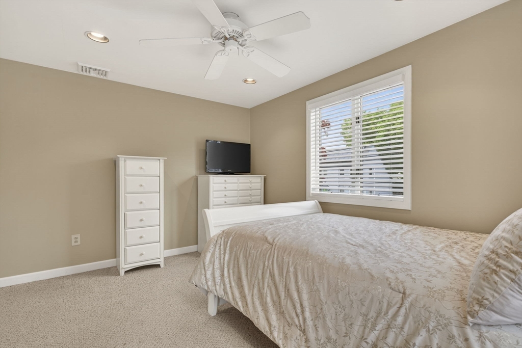 9 Longview Way, Peabody, MA Photo #31