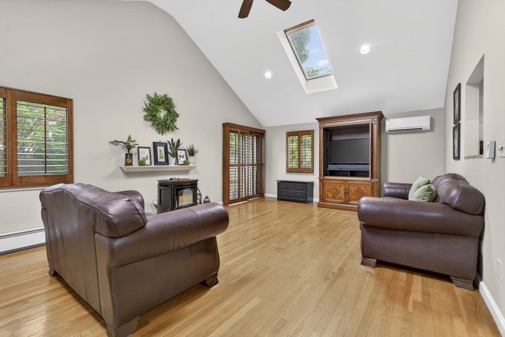 9 Longview Way, Peabody, MA Photo #12