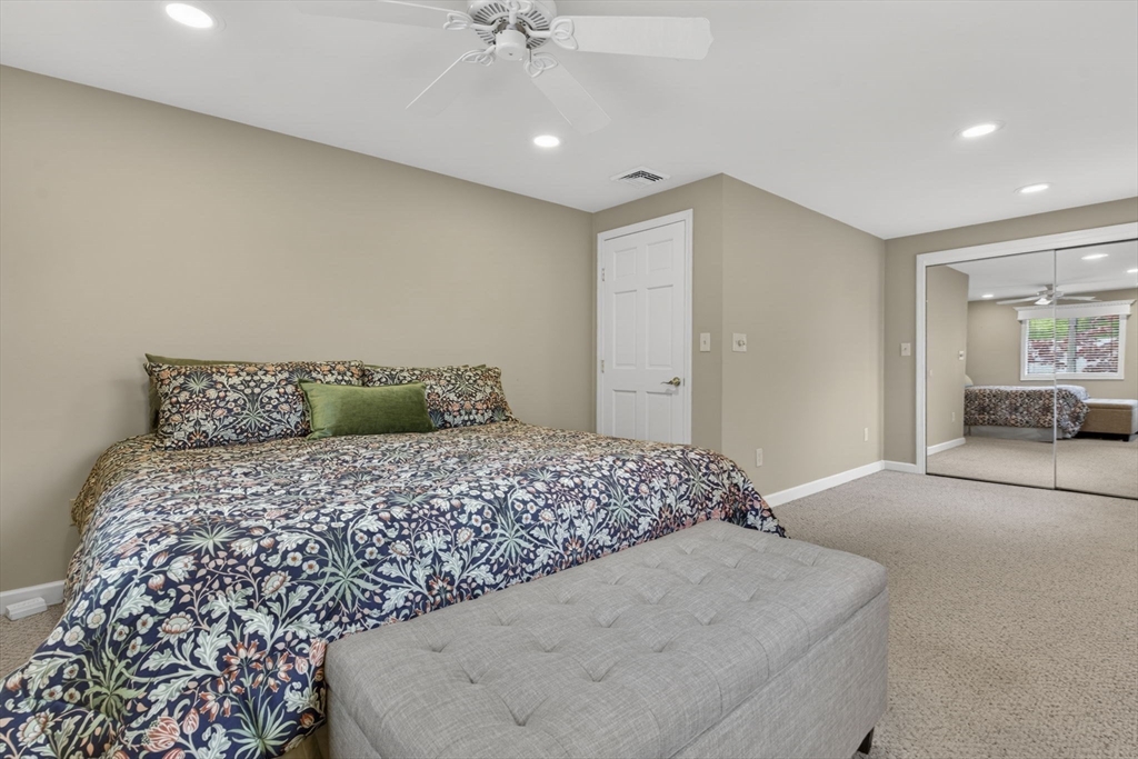 9 Longview Way, Peabody, MA Photo #24