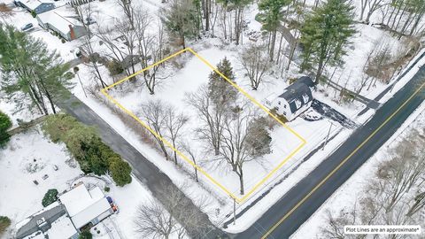 36 Silver St South Hadley MA 01075