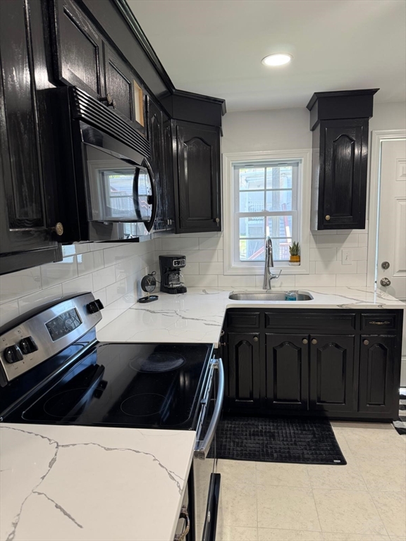 94 1st St 6