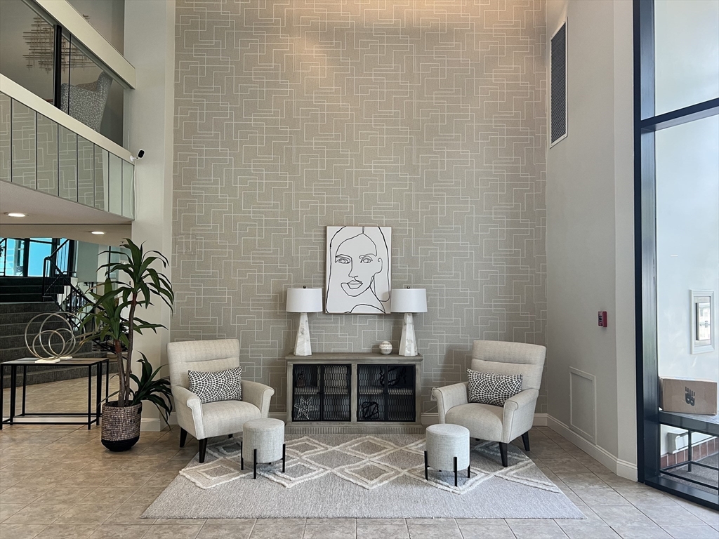 1 Loring Avenue 417